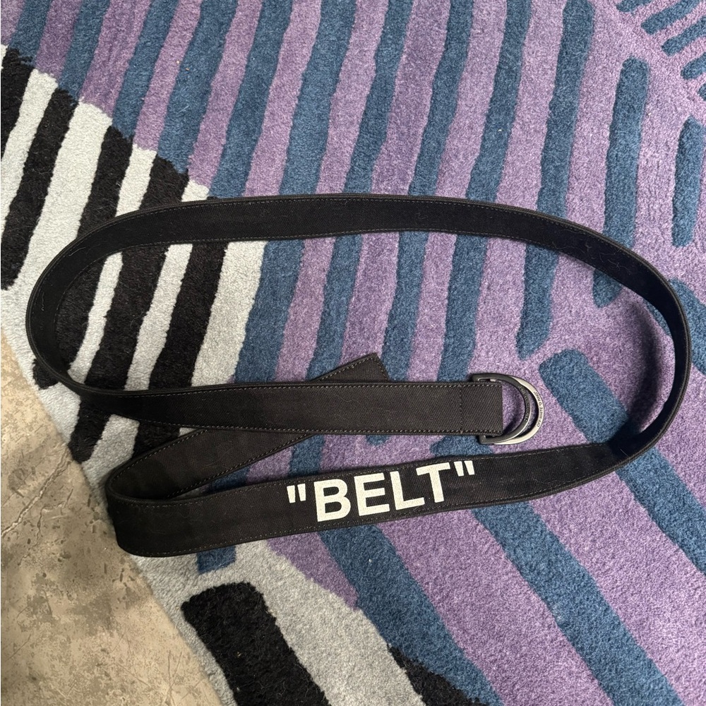 Off white D ring belt